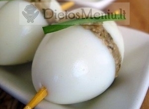 Įdarytį kiaušiniai su baklažanu